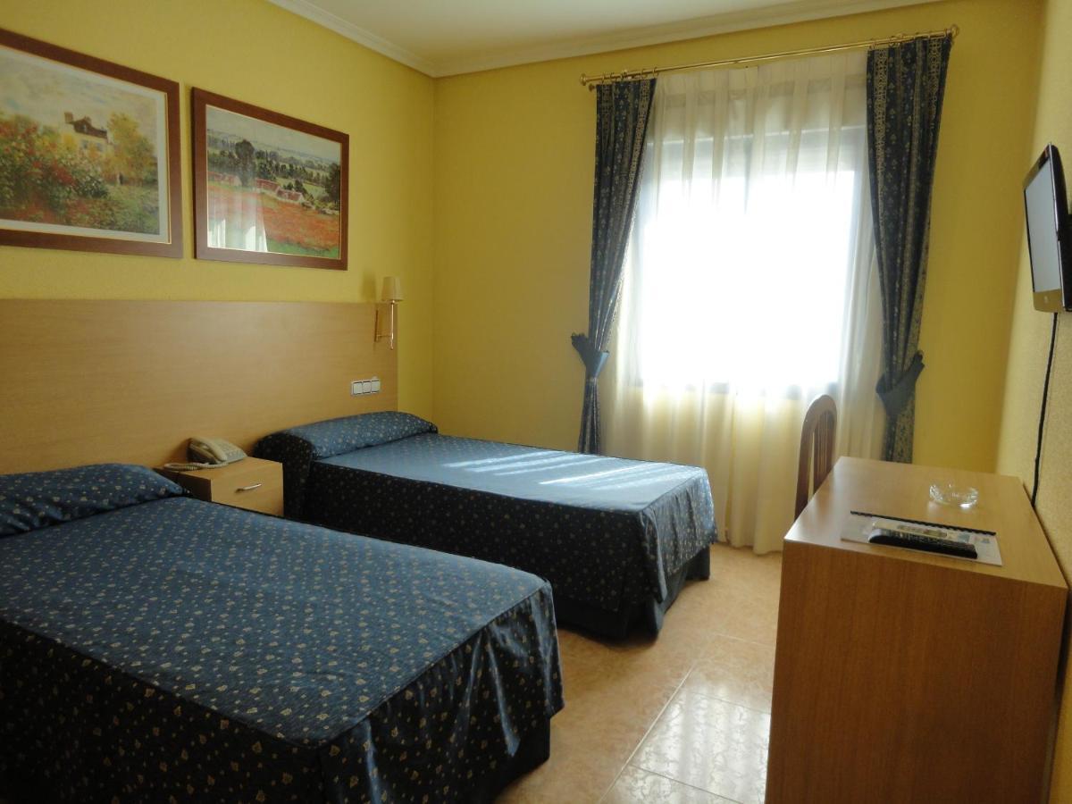 Hotel Mirador Велилья-де-Сан-Антонио Номер фото